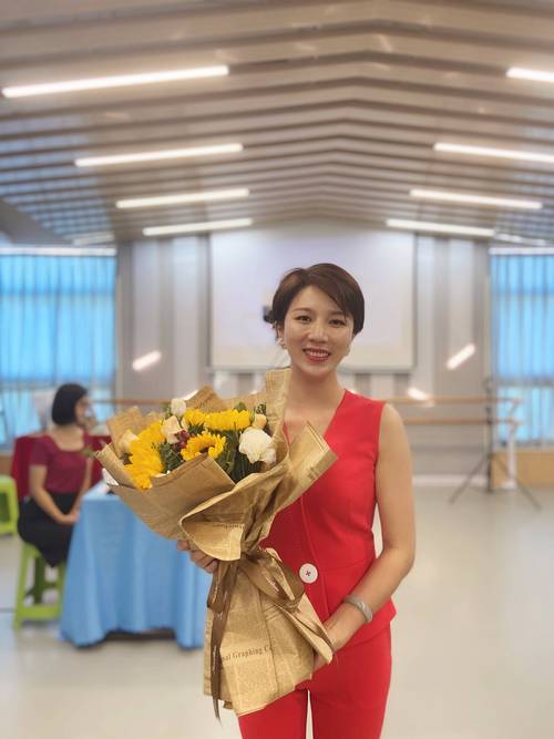 通过深圳服务礼仪培训公司提升企业整体形象 策略与实践